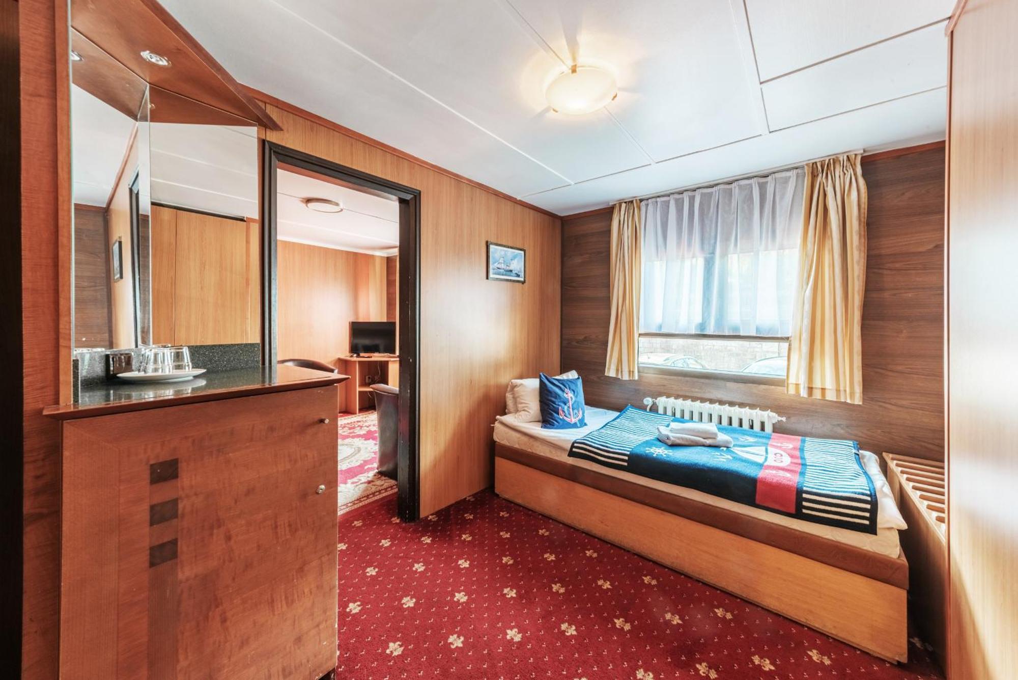 Botel Albatros Praga Exterior foto